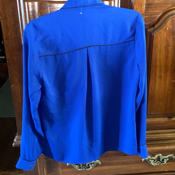 Express button down - Picture 4 of 4